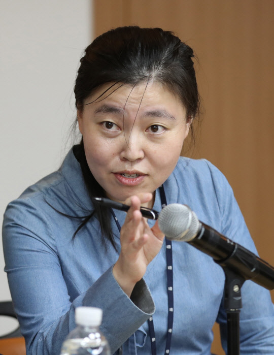 법무부가 22일 단행한 중간 간부 인사에서 서울중앙지검 검사로 겸임발령이 난 된 임은정 대검 감찰연구관.  [연합뉴스]